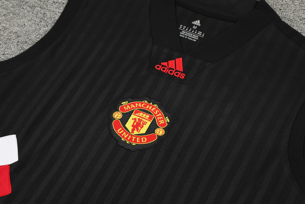 Conjunto Regata Manchester United 23/24 Adidas - Preto