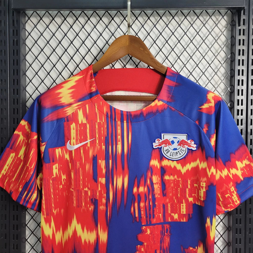 Camisa RB Leipzig Treino - 23/24 Torcedor Masculino Vermelho e Azul