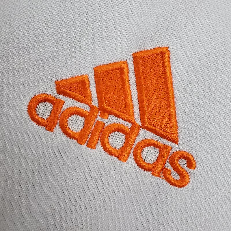 Camisa Real Madrid Treino 2021/22 Adidas Retrô - Branca