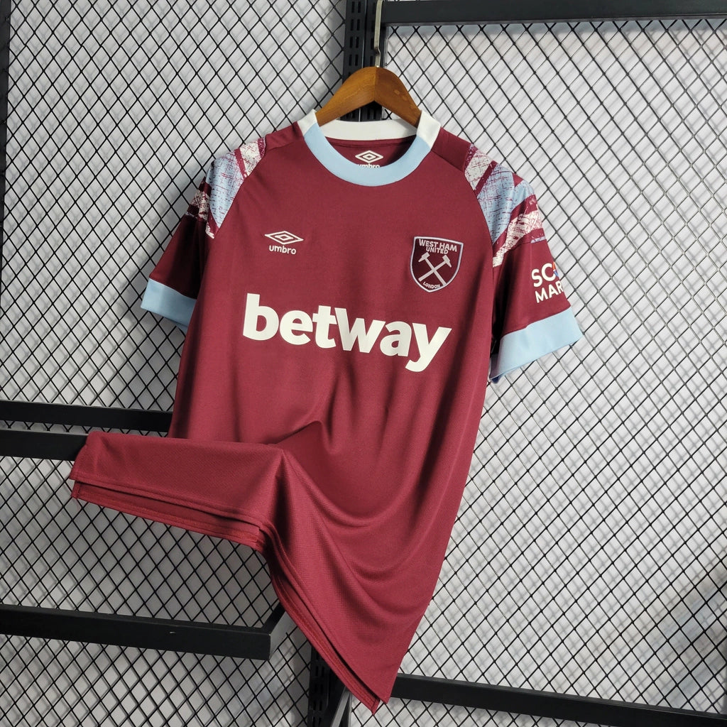 Camisa West Ham Umbro 22/23 Torcedor Masculino Vermelho