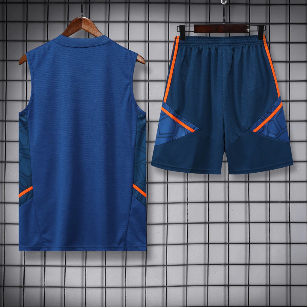 Conjunto Regata Manchester United 22/23 Adidas - Azul+Laranja