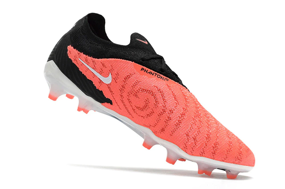 Chuteira Nike Gripknit Phantom GX Elite Dynamic Fit FG