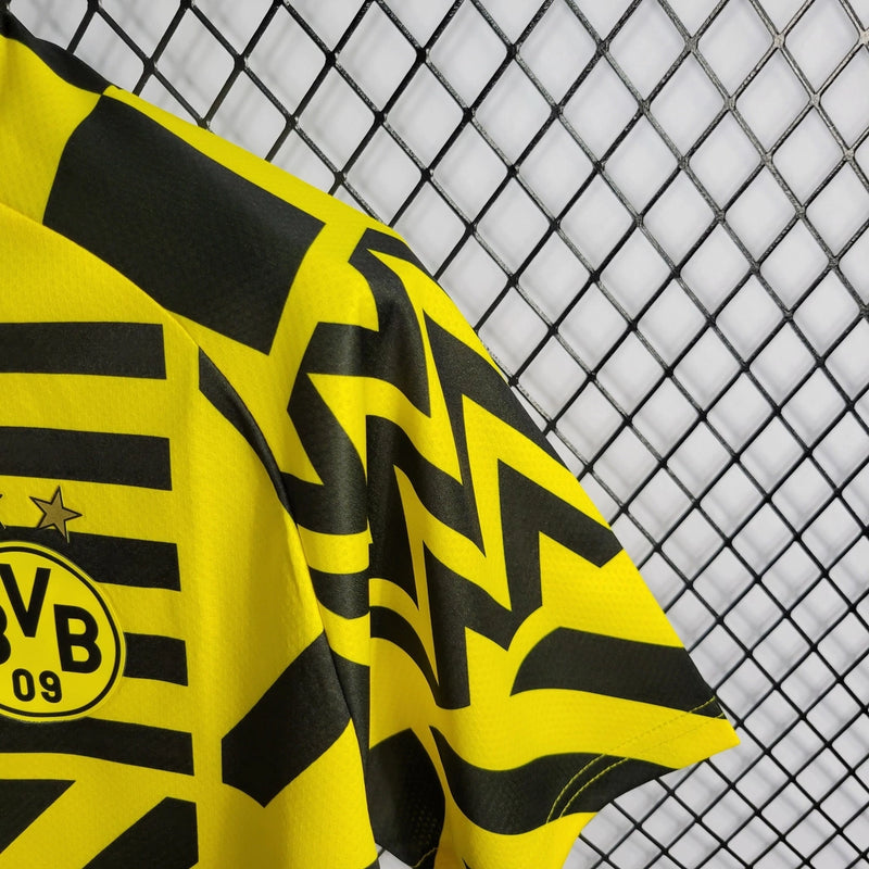 Camisa Borussia Dortmund Pré-Jogo Puma 22/23 Torcedor Masculino Amarelo