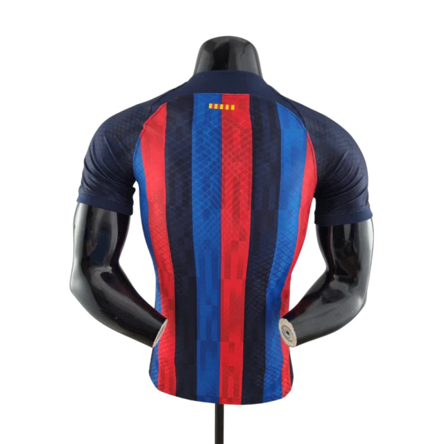Camisa Barcelona Home 22/23 Jogador Nike Masculina - Azul Marinho, Azul Royal e Vermelho