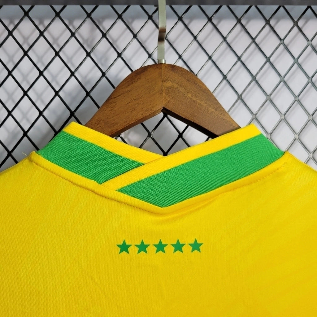 Camisa Seleção Brasileira Edição Especial Cristo Redentor 2022/23 Nike Masculino Amarelo