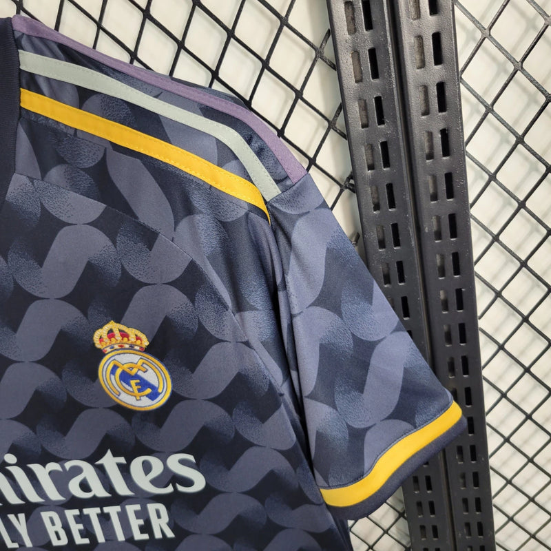 Camisa Real Madrid Away Adidas Torcedor 2023/24 Masculina Cinza