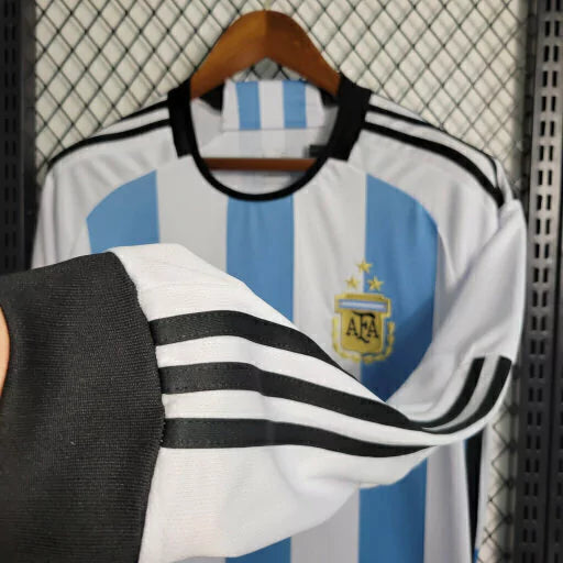 Camisa Seleção Argentina Manga Longa Adidas Torcedor 2023/24 Azul e Branco