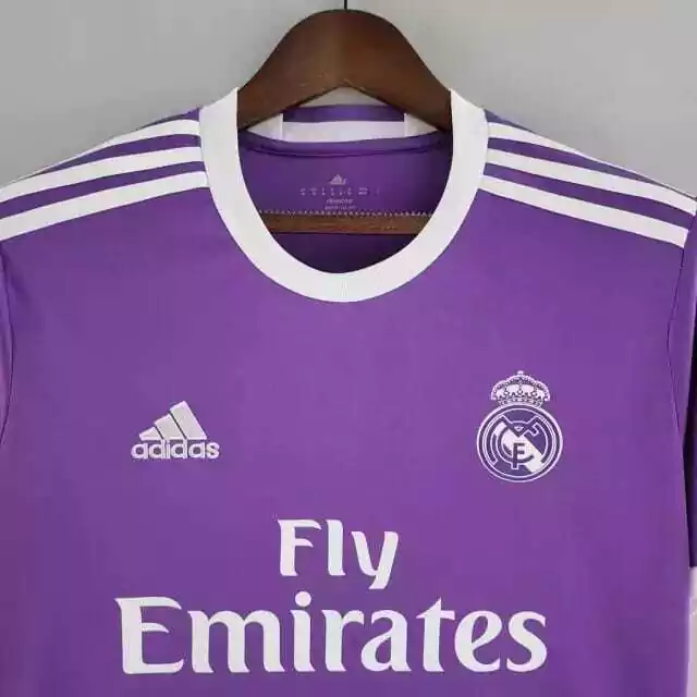 Camisa Retrô Real Madrid II Away Adidas 2016/17 Masculino Roxo