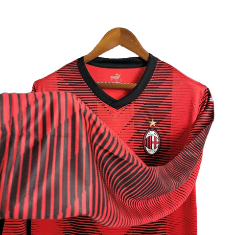 Camisa Milan Home 23/24 - Manga Longa - Torcedor Puma Masculina - Vermelho e Preto