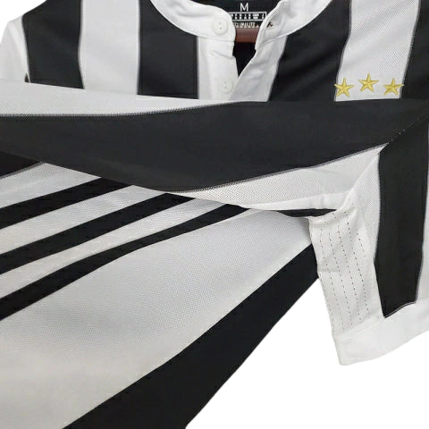 Camisa Juventus Retrô 2017/2018 Preta e Branca - Adidas