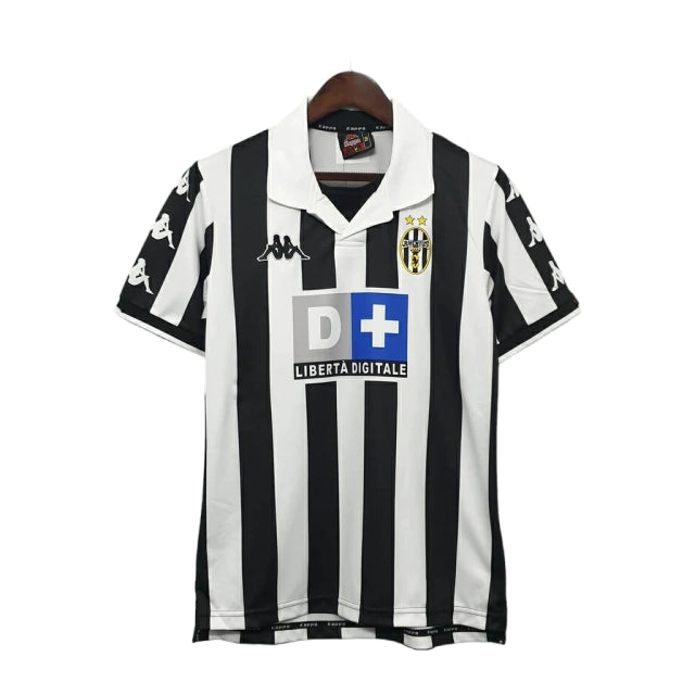 Camisa Juventus Retrô 2011/2012 Preta e Branca - Nike