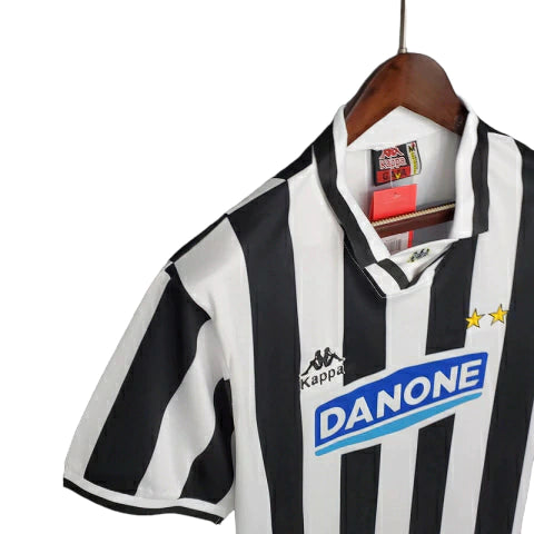 Camisa Juventus Retrô 1994/1995 Preta e Branca - Kappa