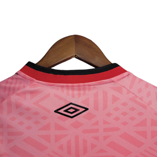 Camisa Sport Recife Edição Rosa 22/23 Torcedor Umbro Feminina- Rosa com detalhes em preto e vermelho